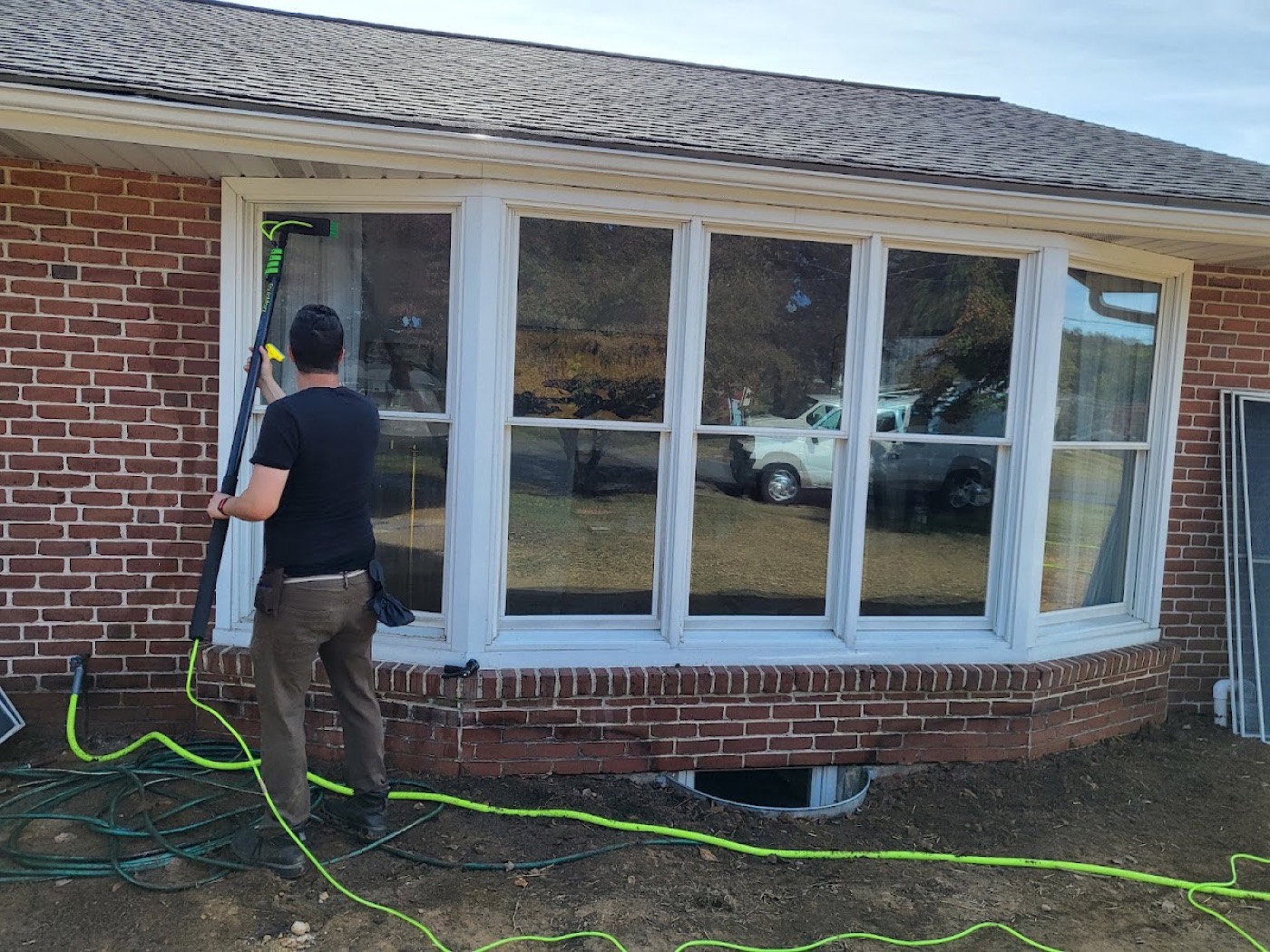 Photo from Velazquez Window Cleaning's Google Business Profile